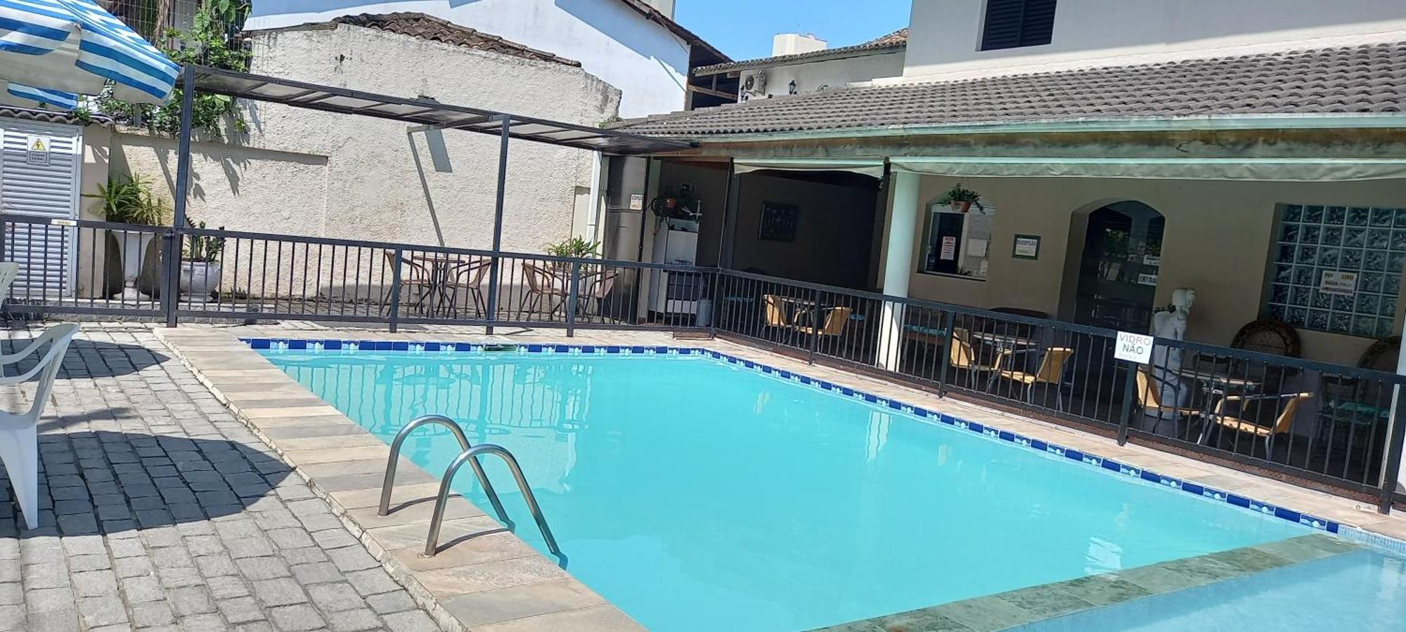 Pousada Parque Suites Estacionamento E Piscina กัวรูจา ภายนอก รูปภาพ