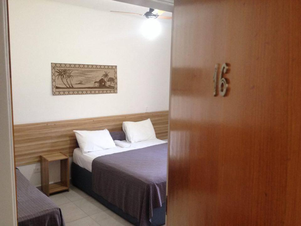 Pousada Parque Suites Estacionamento E Piscina กัวรูจา ห้อง รูปภาพ