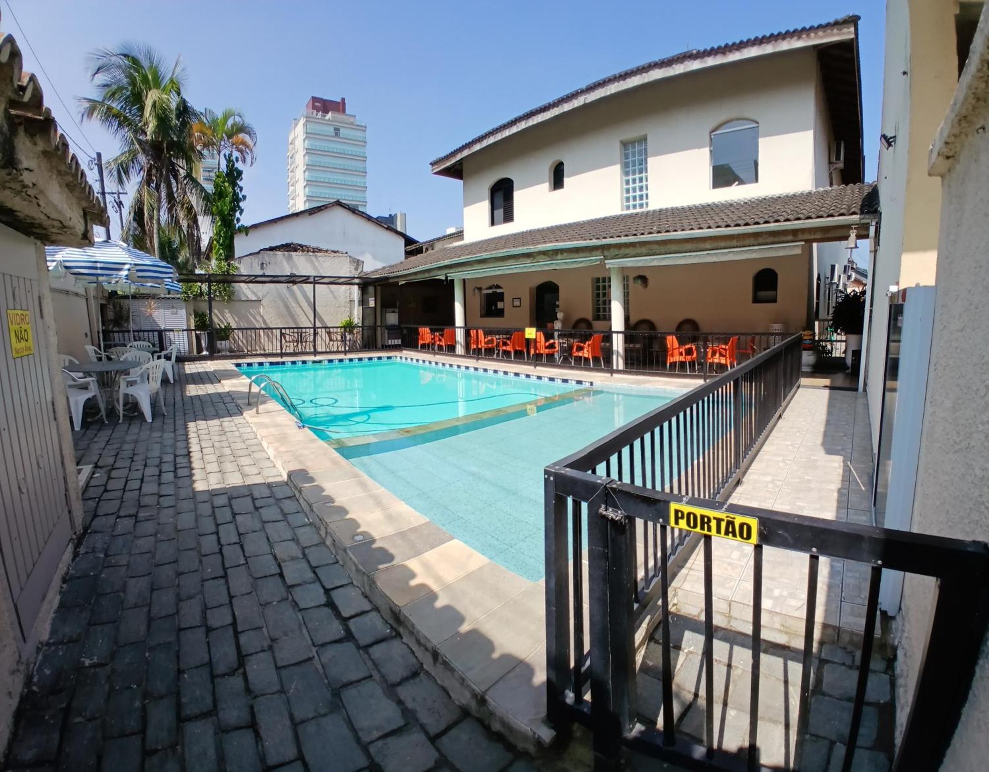 Pousada Parque Suites Estacionamento E Piscina กัวรูจา ภายนอก รูปภาพ