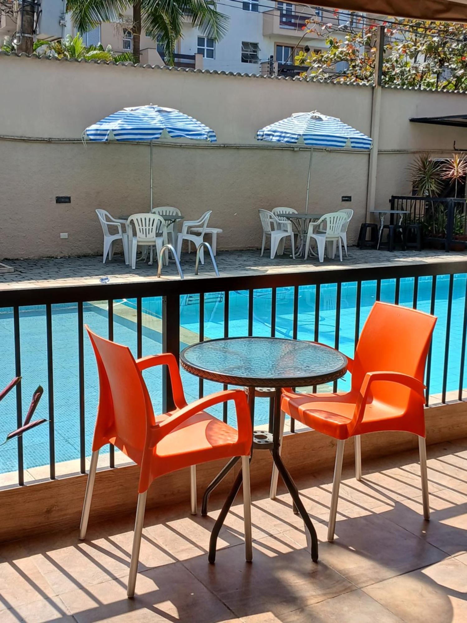 Pousada Parque Suites Estacionamento E Piscina กัวรูจา ภายนอก รูปภาพ