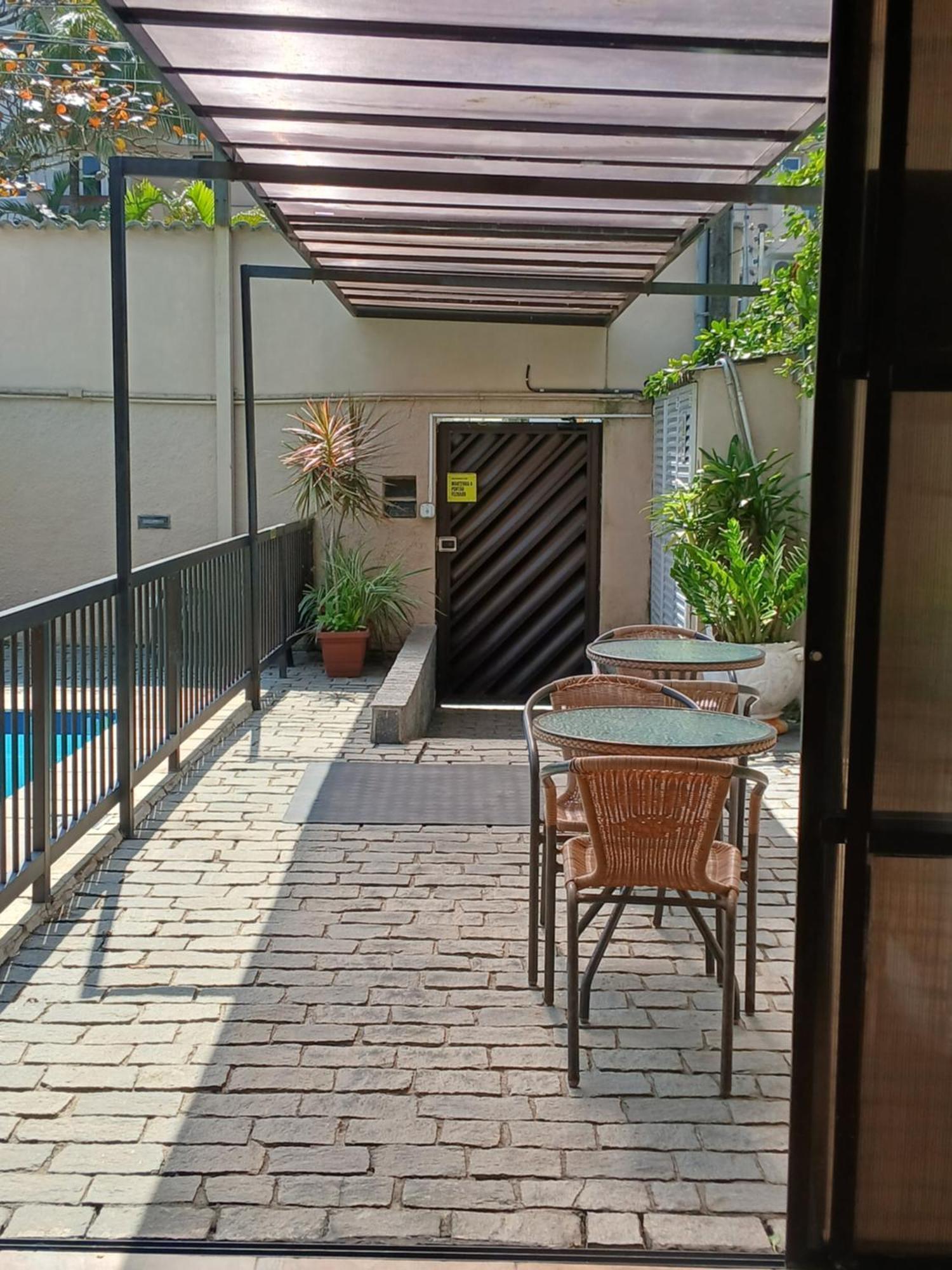 Pousada Parque Suites Estacionamento E Piscina กัวรูจา ภายนอก รูปภาพ