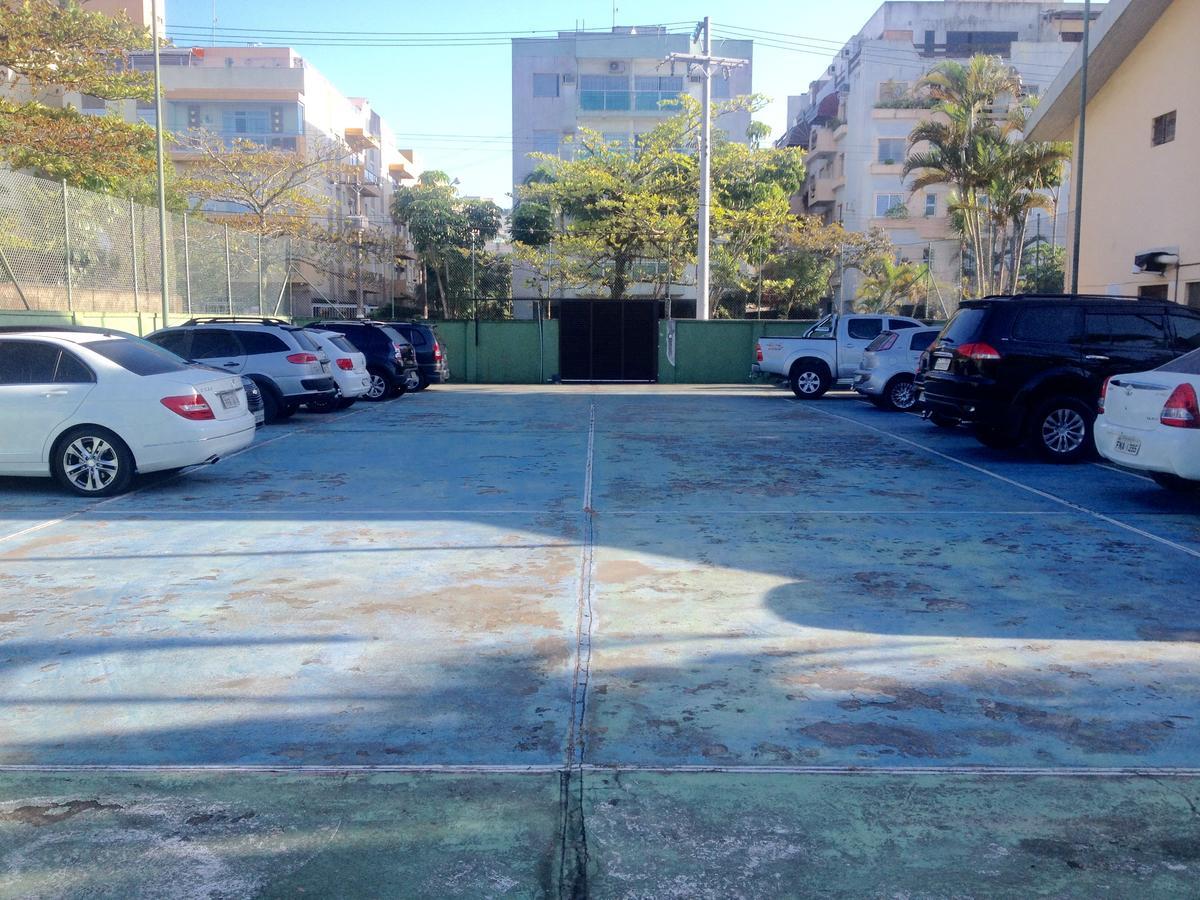 Pousada Parque Suites Estacionamento E Piscina กัวรูจา ภายนอก รูปภาพ